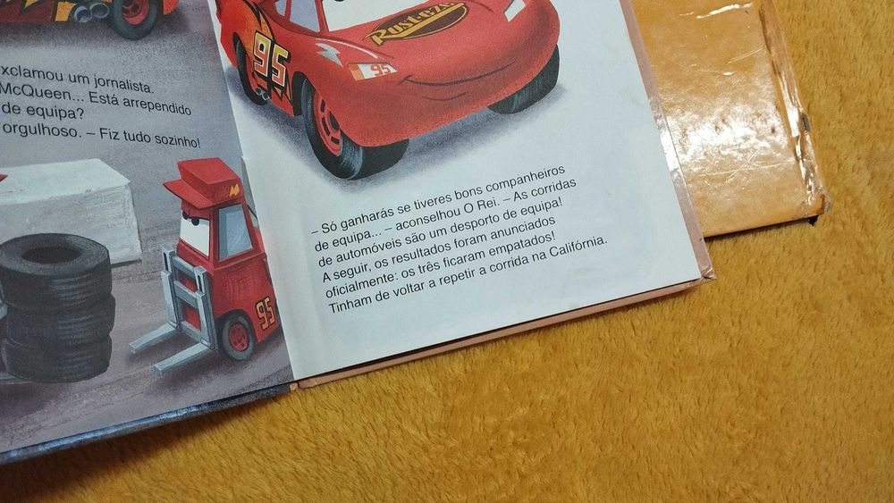 "Carros" e "Tarzan" da Disney