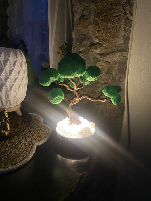 Candeeiro de mesa (bonsai 3d)