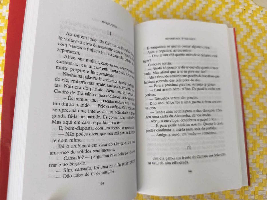 Os Corrécios - Manuel Tiago