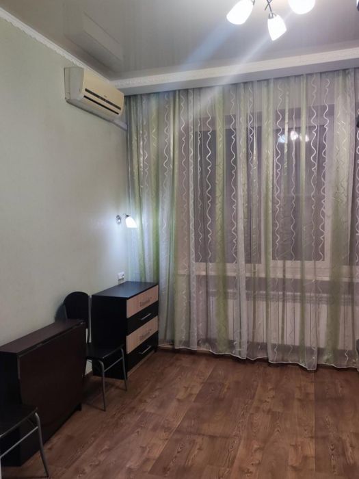 Продам 1 к.кв. Добровольцев 5, метро Метростроителей
