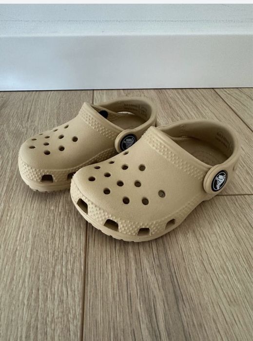 Kapcie Crocs dla dzieci
