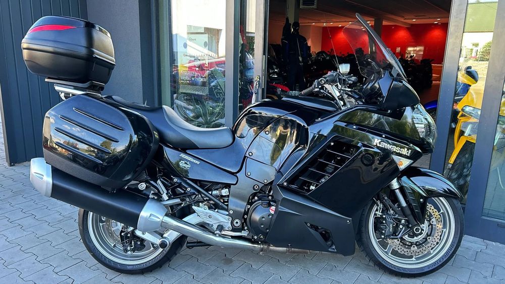 Kawasaki GTR 1400 Sklepowy stan JAK NOWY 44321km +książki ASO+Faktury+TUV Historia!