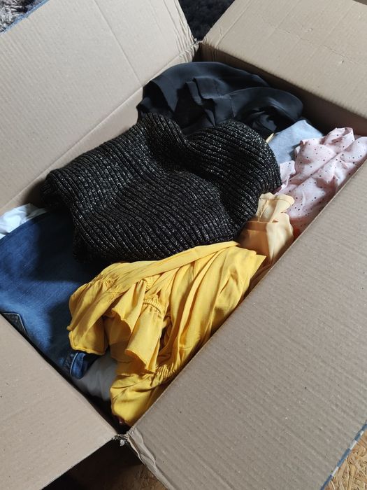 Duży box ubrań losowych