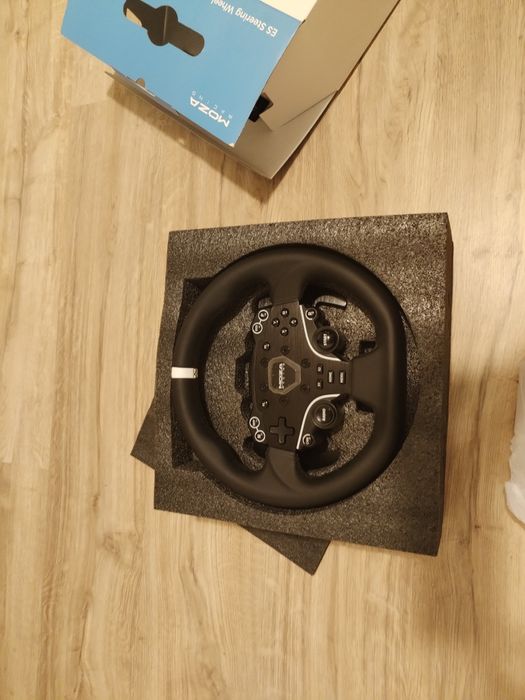 Bundle Moza R9 Com Volante ES e pedais SRP Loadcell com garantia