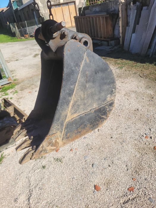 Balde de retro escavadora