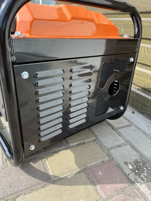 Електрогенератор бензиновий Majster Polska 3000 Вт 7 к.с