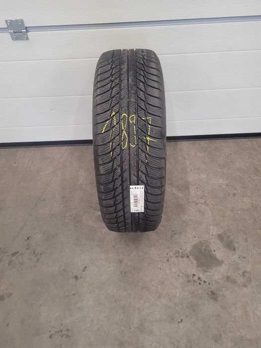 opony Bridgestone 215/ 65 17 pojedyncza