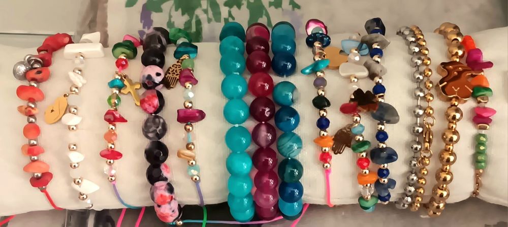 Brincos  pulseiras  aneis  aço