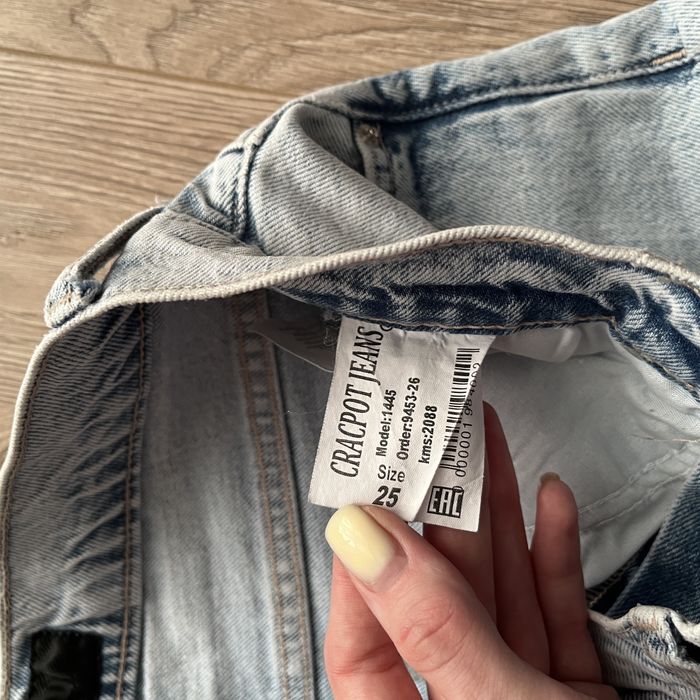 Жіночі блактині джинси, 25 розмір,