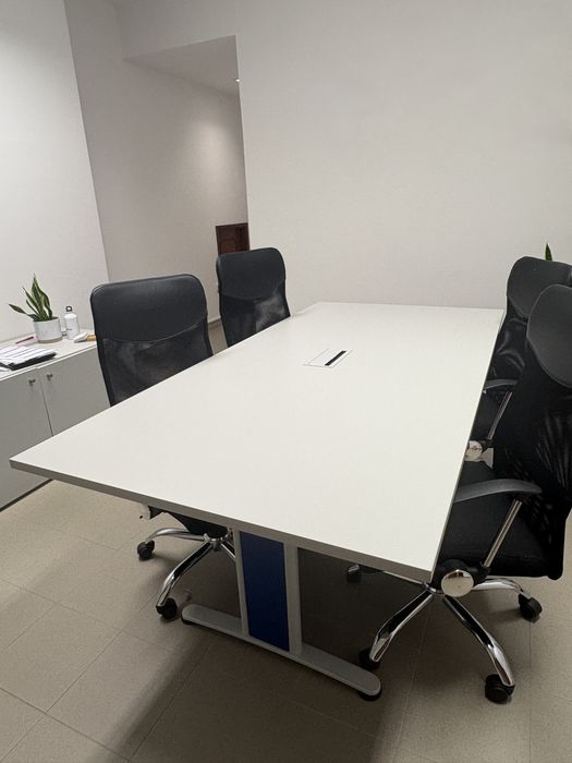 Mesa reuniao Haworth