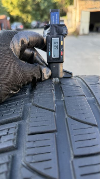 Шини зимові 235/40 r18 Pirelli