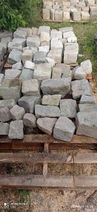 Sprzedam kostkę granitową dużą 15/17