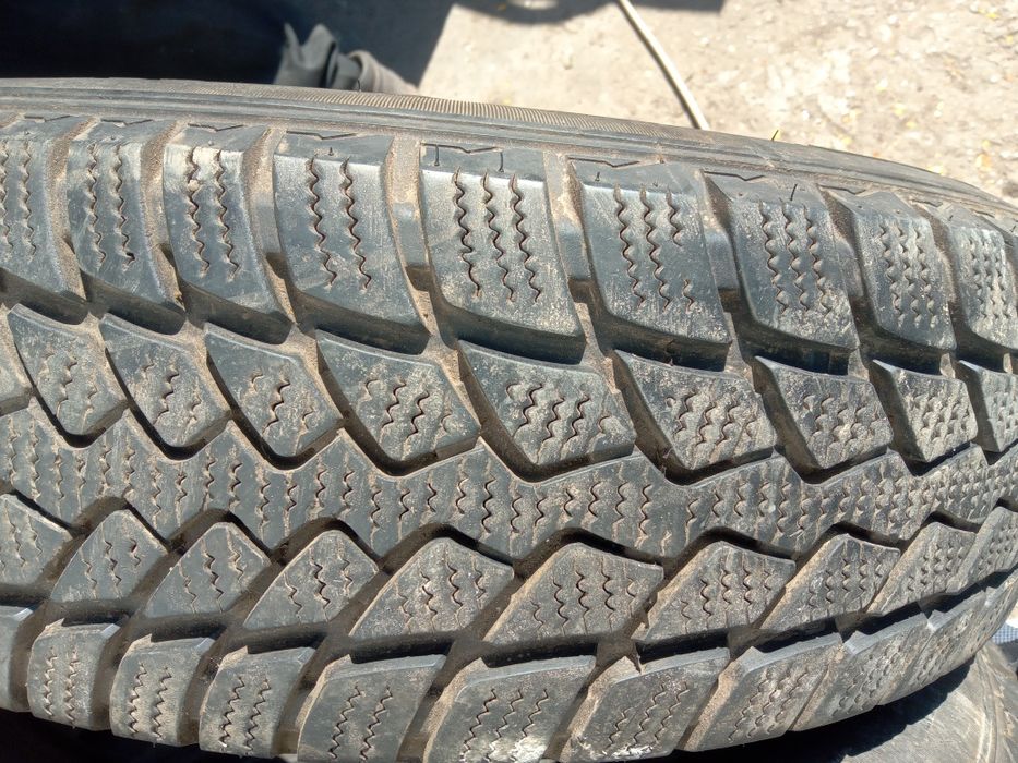 Гума Matador 225/75 r16c, Bridgestone 225/75 r16c