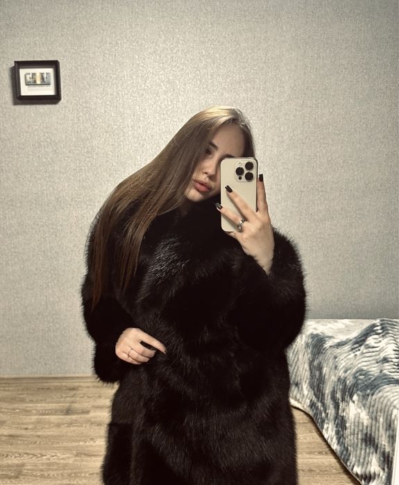 Продам Шубу с искуственого меха