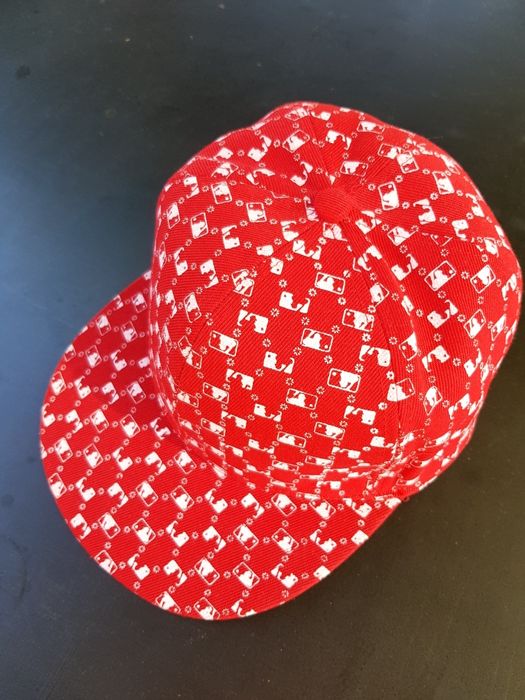 Boné / Cap / Chapéu Vermelho