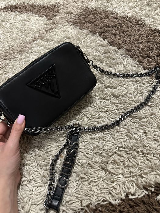 Продам сумку guess