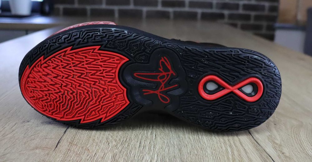 Nike Kyrie Infinity męskie do koszykówki 45 ( 29 cm)