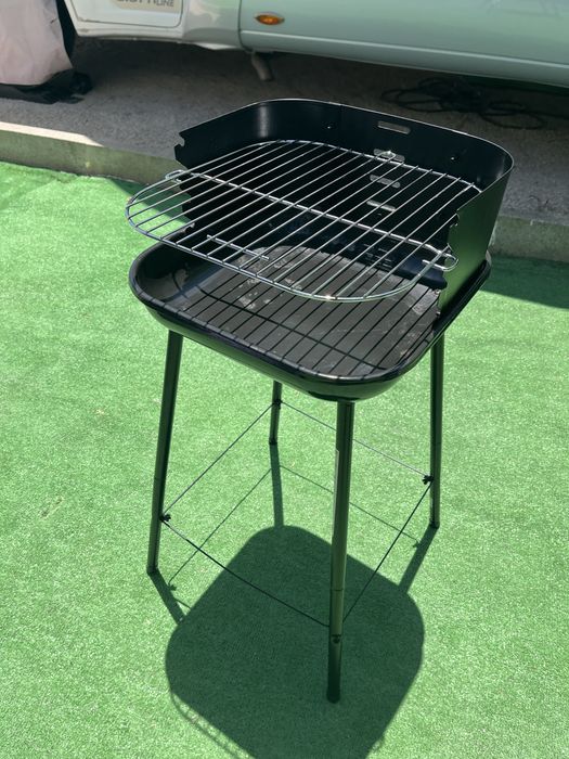 Churrasqueira/Barbecue a carvao