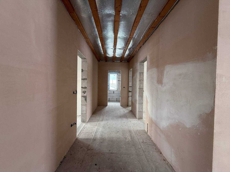 Продаж будинку в селі Іваниківка