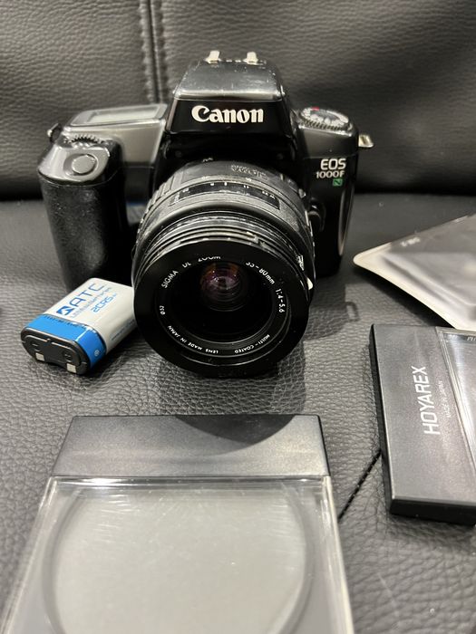 Фотоапарап Canon eos 1000F плівковий