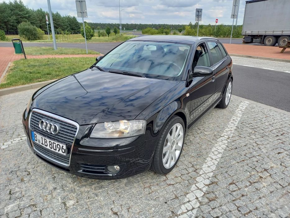 Audi A3 Sportback Audi A3 8P Sportback 1.6MPI 102KM Attraction