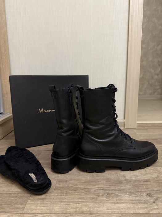 Продам  ботинки Massimo Dutti