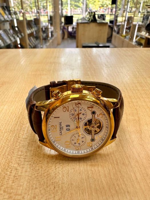 Годинник механічний Carnival 8670G