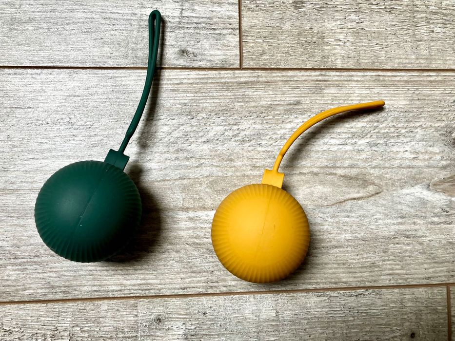 PETITE&MARS Silikonowe etui na smoczek 2 szt, nowe