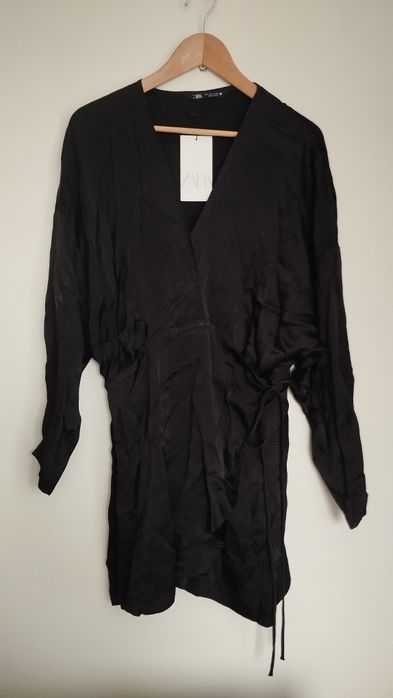 Elegancka sukienka Zara L wiązana wiskoza czarna