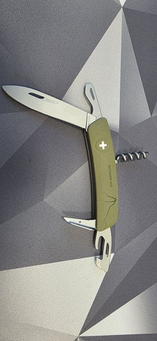 SWIZA ZERMATT SH05R olive MATTERHORN 4478, scyzoryk jak nowy