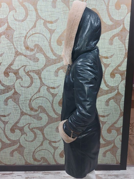 Дублянка Escada шкіряна жіноча