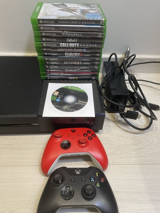 Xbox One  + 2x pad + 14x gry