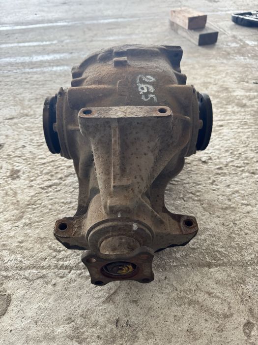 Продам заднюю балку ,редуктор бмв е34/е32