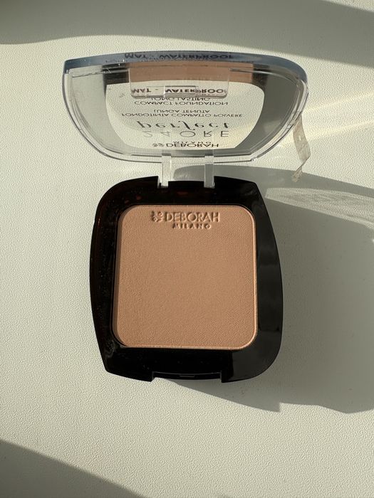 Компактная пудра Deborah Италия