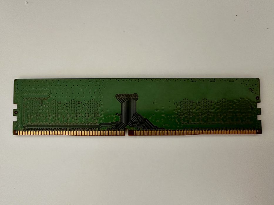 Memória RAM Samsung 8GB DDR4 2400MHz CL15