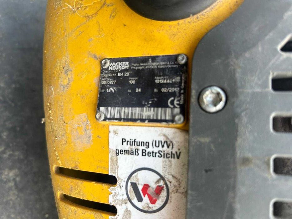 piła do betonu młot wyburzeniowy
