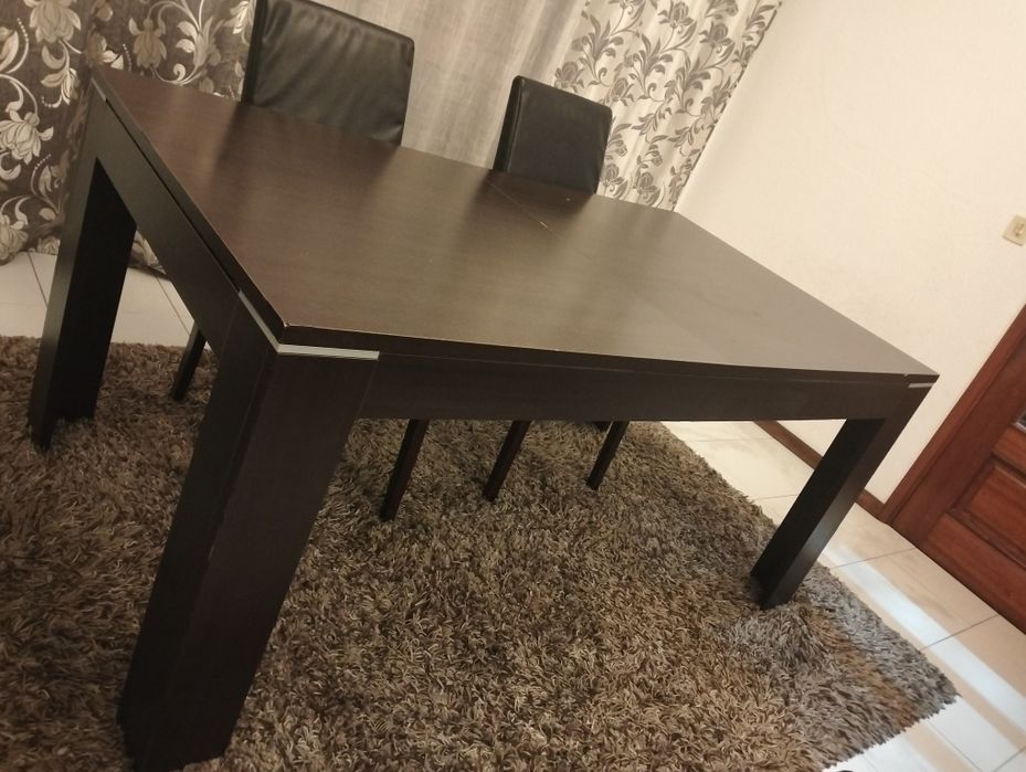 Mesa jantar/Aparador e Móvel TV