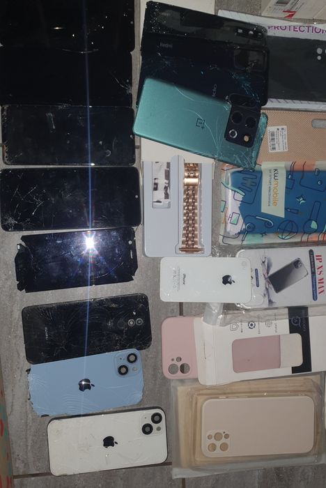 Zestaw telefonów części etui ekrany aparaty iphone Apple Samsung iInne