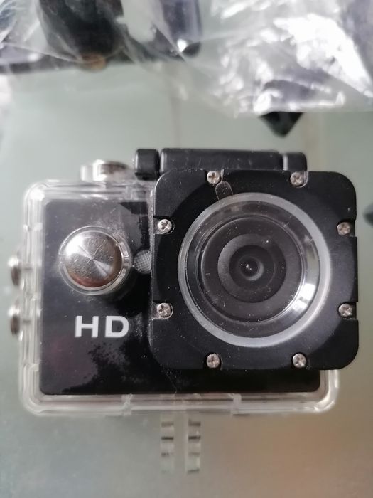 Камера яка знімає досить непогано але це не є GoPro