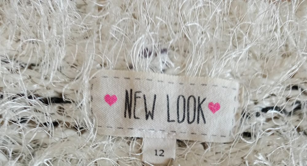 Sweter biało,czarny,rozmiar 40