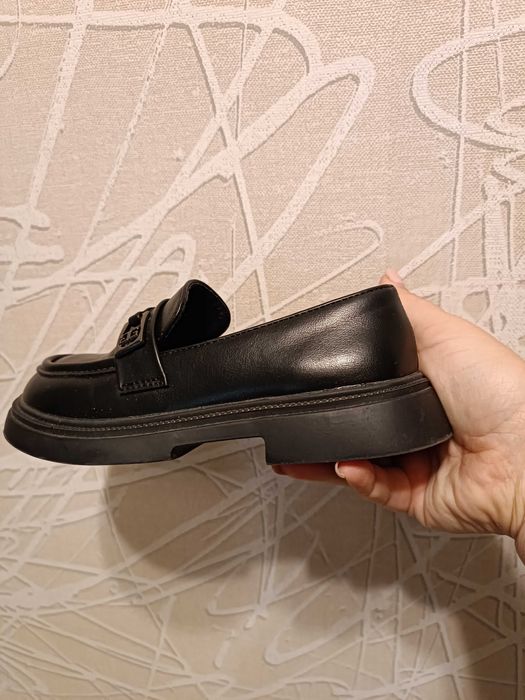 Туфлі для дівчинки