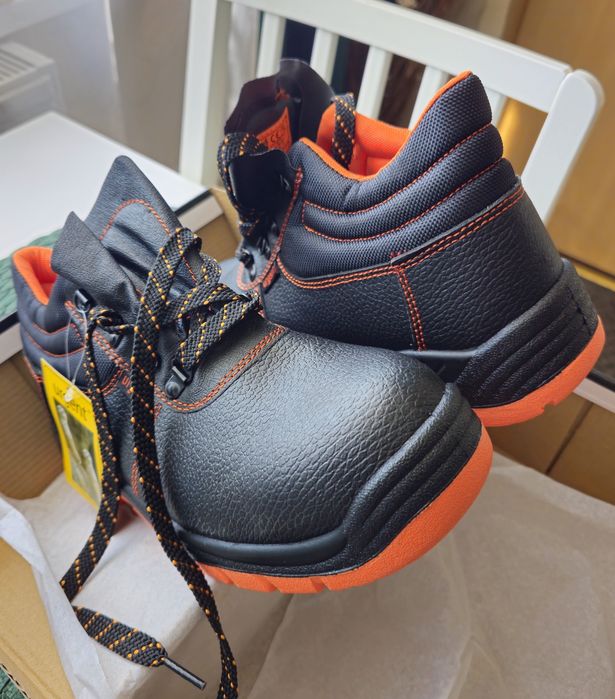 Buty Robocze Urgent. Rozm.43. Nowe.