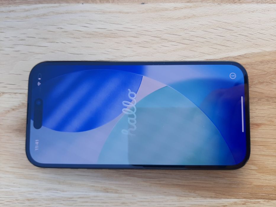 Продам iPone 15 128gb