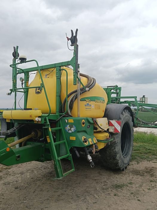 Opryskiwacz John Deere 732   740  21/27m GPS