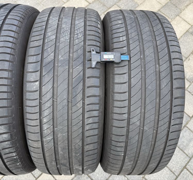 Oryginał felgi Volvo R-design 5x108 7,5J ET50 XC40 XC60 235/55R18 lato