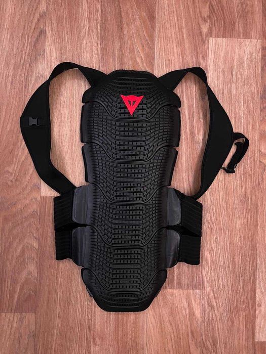 Мотозахист, моточерепаха Dainese, для спини мотоцикліста, Торг