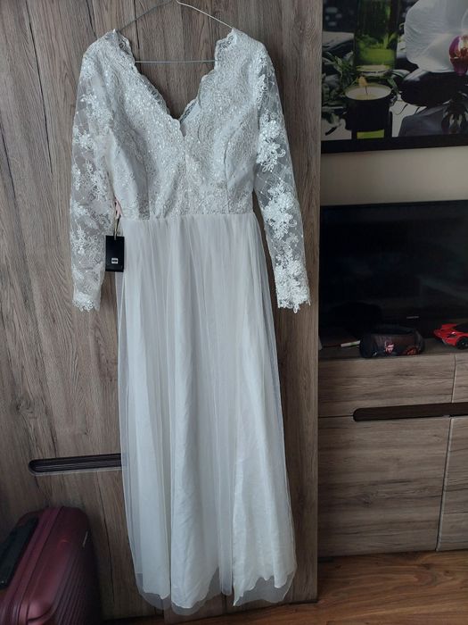 Prosta suknia ślubna rozm. 38