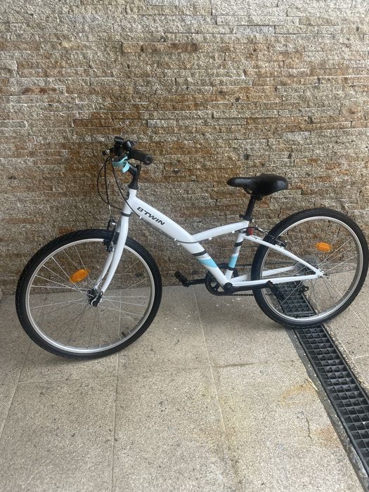 Bicicleta BTWIN.