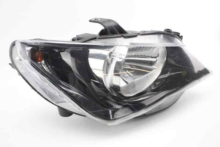 Farol Novo para SEAT Ibiza, diesel fabricado no ano 2011.