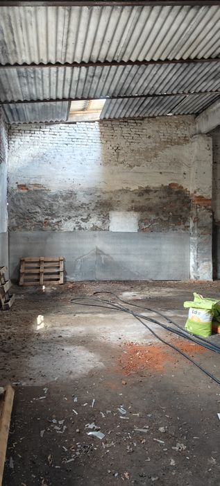 Продам окремі приміщення